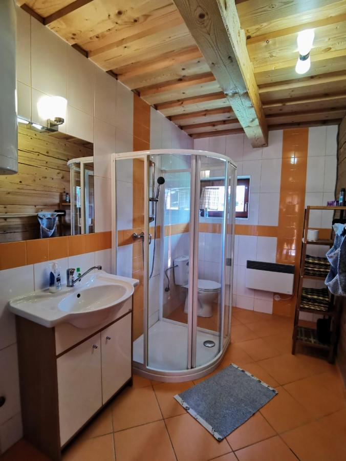 Appartamento Drevenica Zapadne Tatry S Kupacou Kadou A Krbom Žiar Esterno foto